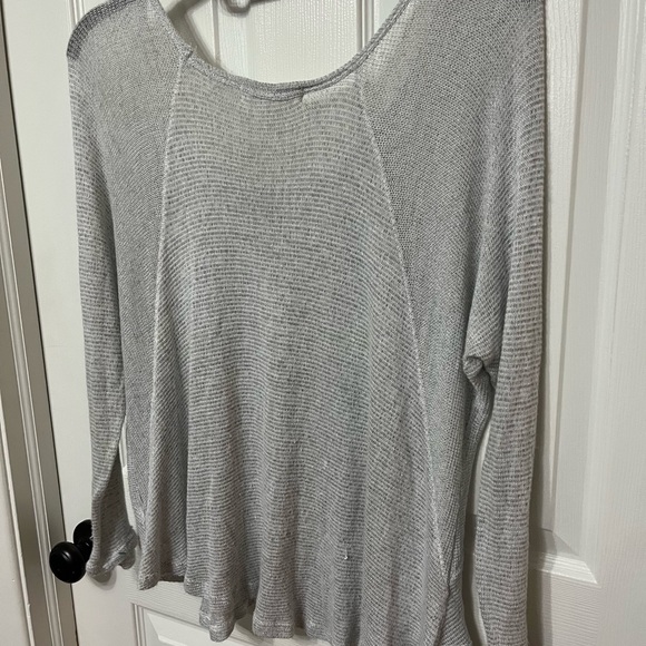 JOAH BROWN long sleeve slouchy top size medium/large - Picture 5 of 6